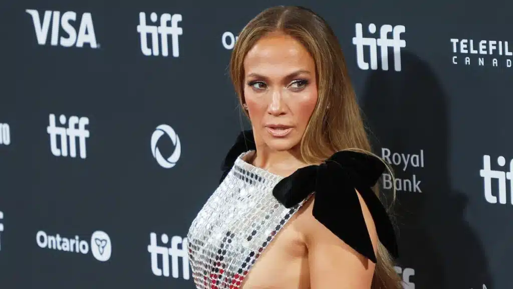 Jennifer Lopez Prête à Avancer